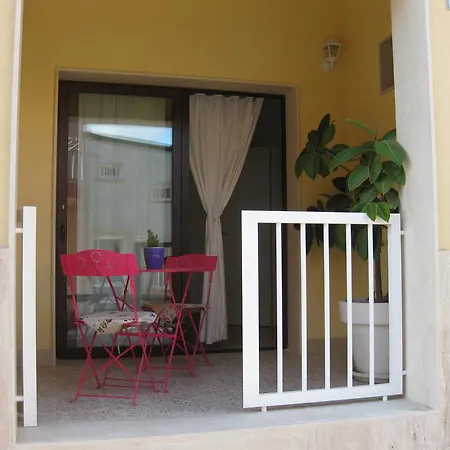 Casa Vacanze Le Rose Holiday home Marina di Ragusa